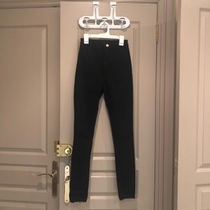 MOVING SALE! Zara skinny jeans
